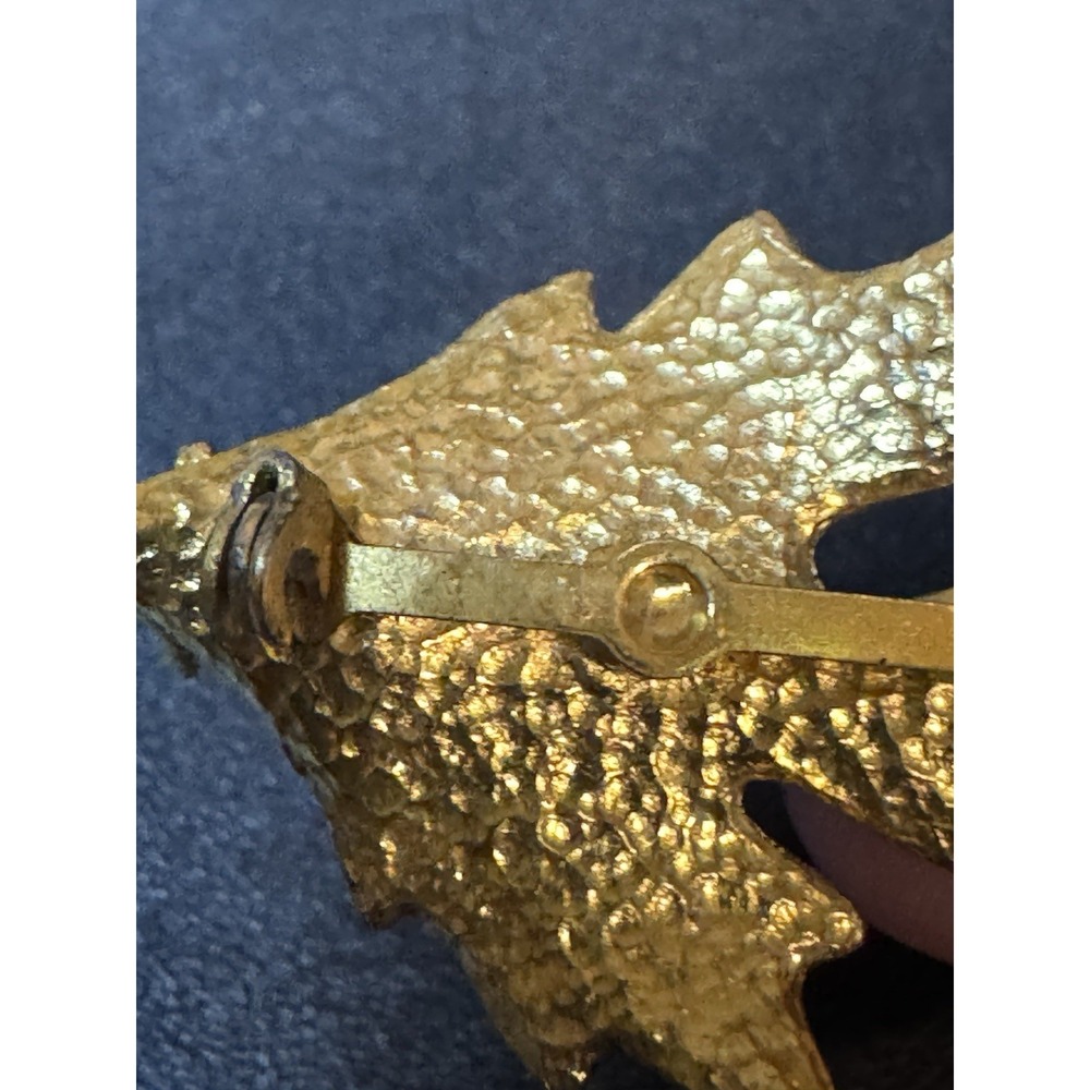 Vintage Gold Toned Leaf with Pearl Pin Brooch Heavy‎ - Picture 6 of 6